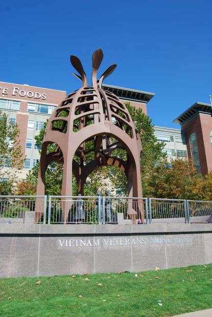 PITTSBURGH VIETNAM VETERANS MONUMENT