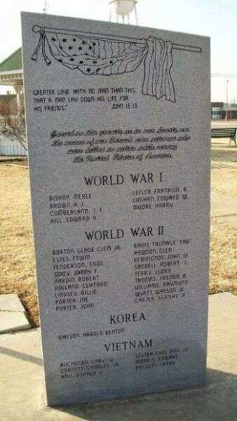 STROUD AREA VETERANS MONUMENT HONOR ROLL STONE