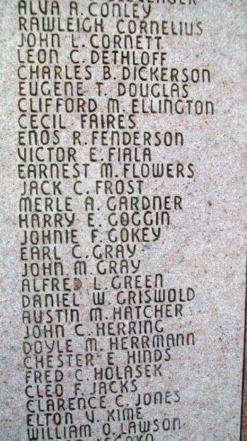 LINCOLN COUNTY WAR DEAD MEMORIAL STONE E