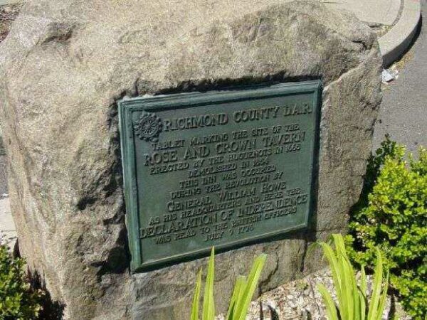 ROSE AND CROWN TAVERN REVOLUTIONARY WAR MEMORIAL