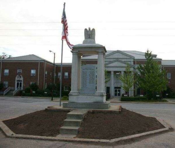 COLORED AND WHITE SOLDIERS OF WORLD WAR I MEMORIAL