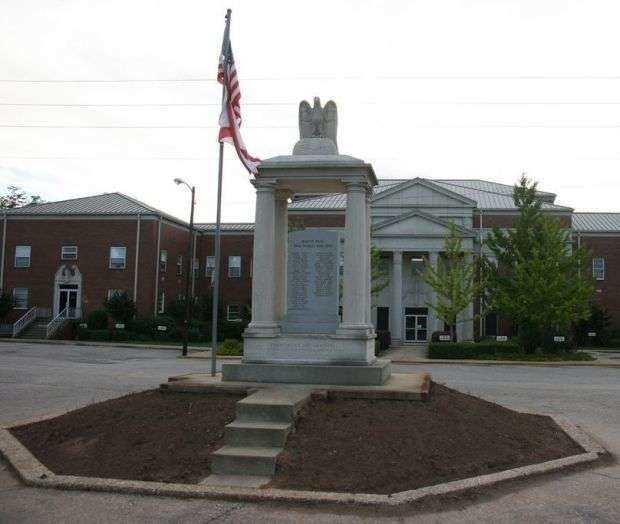 COLORED AND WHITE SOLDIERS OF WORLD WAR I MEMORIAL
