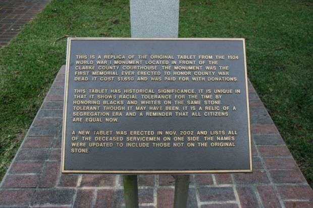 COLORED AND WHITE SOLDIERS OF WORLD WAR I MEMORIAL PLAQUE