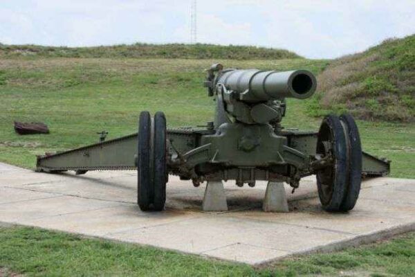 U.S. MODEL 1918M1 155MM GUN AND MODEL 1918A1 CARRIAGE MEMORIAL