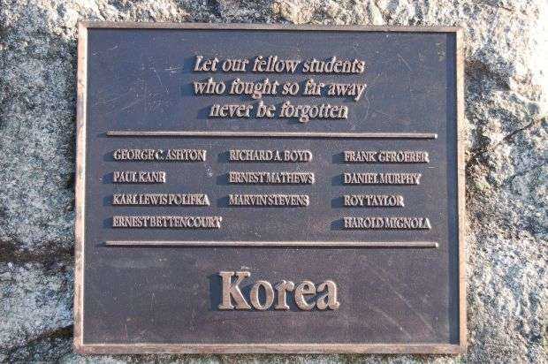 WATSONVILLE UNION HIGH SCHOOL VETERANS MEMORIAL PLAQUE D