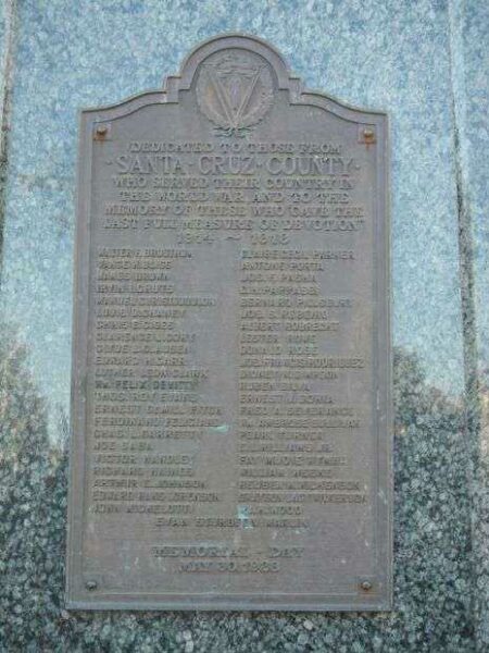 SANTA CRUZ COUNTY WORLD WAR MEMORIAL PLAQUE