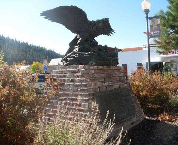 TRUCKEE WORLD WAR I MEMORIAL