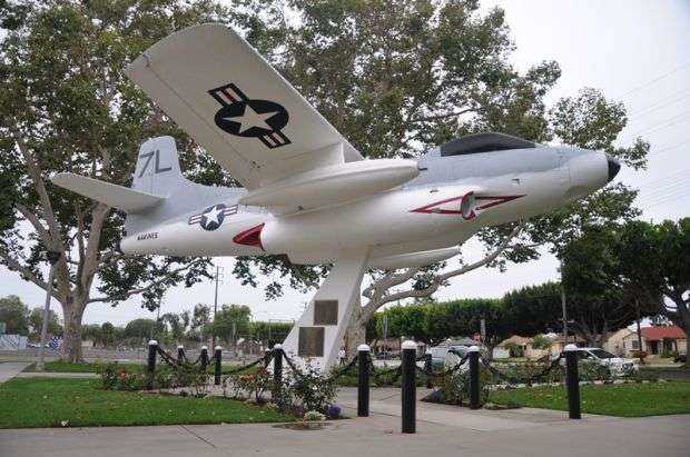 LAKEWOOD CITY DOUGLAS F3D2 “SKYNIGHT” MEMORIAL AIRCRAFT