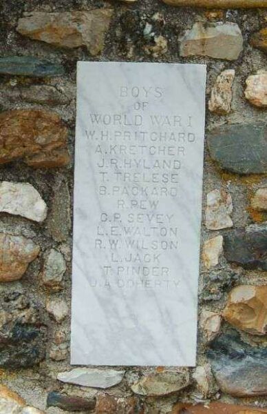 PLYMOUTH WORLD WAR I MEMORIAL STONE