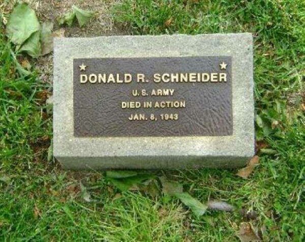 DONALD R. SCHNEIDER WAR MEMORIAL TREE PLAQUE