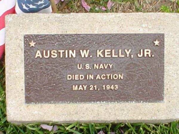 AUSTIN W. KELLY, JR. WAR MEMORIAL TREE PLAQUE