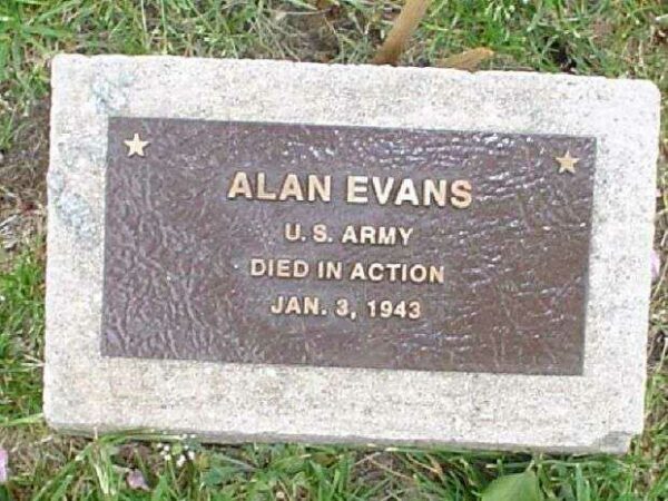ALAN EVANS WAR MEMORIAL TREE PLAQUE