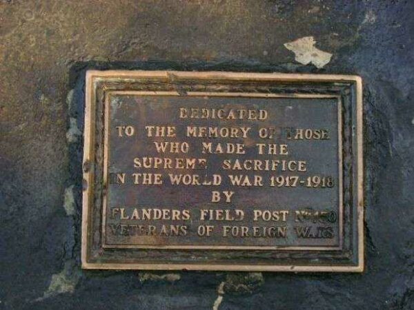 FLANDERS FIELD POST NO 150 V.F.W. MEMORIAL FLAGSTAFF PLAQUE