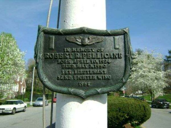 ROBERT R. PELLICANE WAR MEMORIAL FLAGPOLE PLAQUE