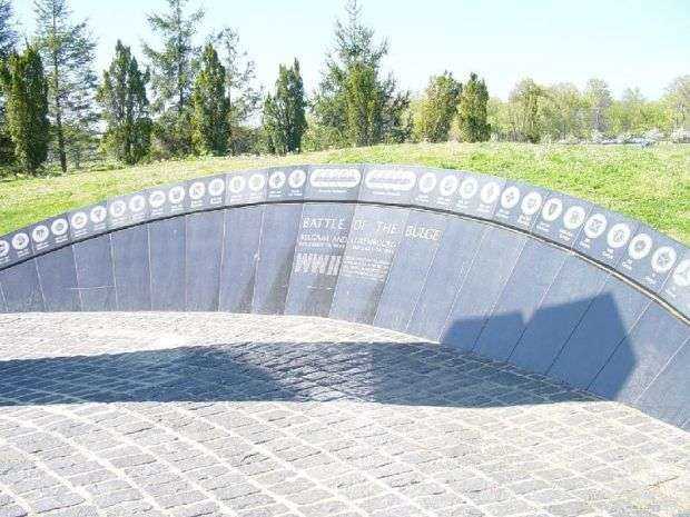 STATEN ISLAND BATTLE OF THE BULGE WAR  MEMORIAL WALL