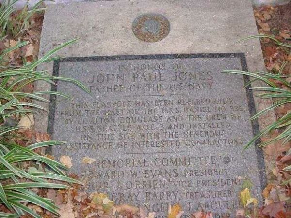 IN HONOR OF JOHN PAUL JONES MEMORIAL FLAGPOLE PLAQUE