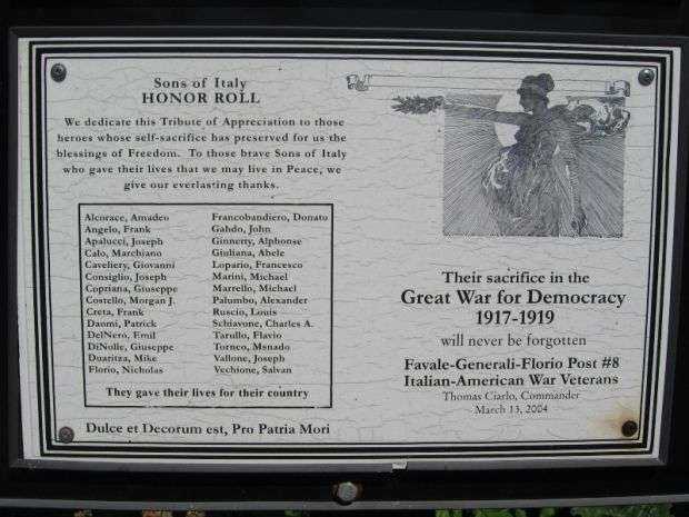 GREAT WAR FOR DEMOCRACY MEMORIAL PLAQUE B