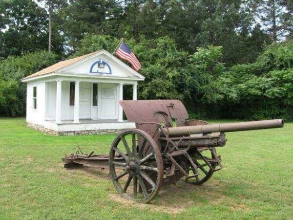 LIBERTY -VICTORY HOUSE MEMORIAL