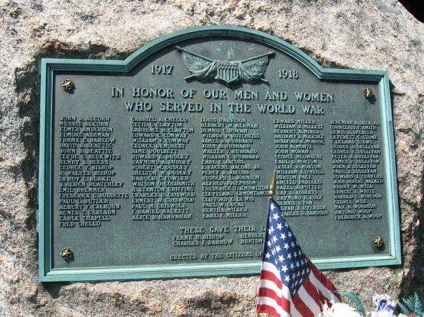 GUILFORD WORLD WAR MEMORIAL PLAQUE