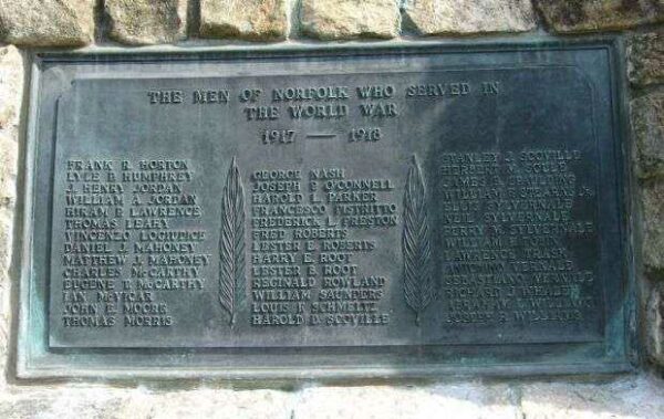 NORFOLK WORLD WAR I MEMORIAL PLAQUE B