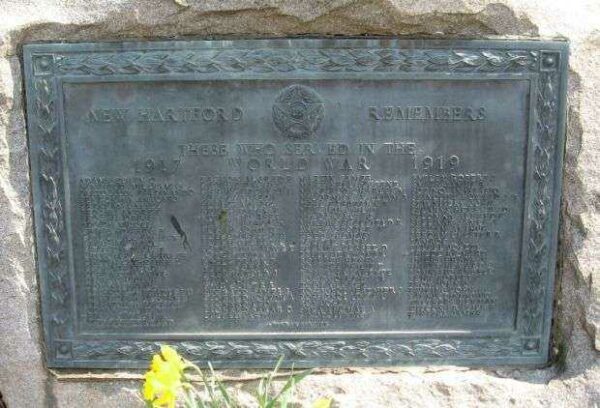 NEW HARTFORD REMEMBERS WORLD WAR I MEMORIAL