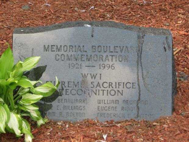 MEMORIAL BOULEVARD COMMEMORATION STONE
