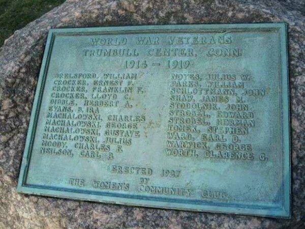 TRUMBULL CENTER WORLD WAR I MEMORIAL