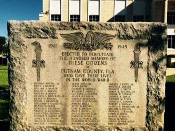PUTNAM COUNTY WORLD WAR II MEMORIAL