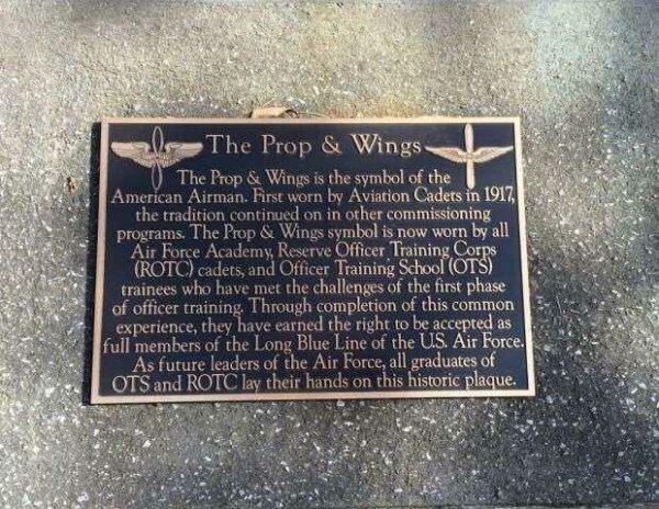 THE PROP & WINGS MEMORIAL PLAQUE