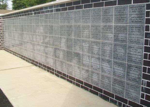 MARSHALL COUNTY VETERANS MEMORIAL WALL