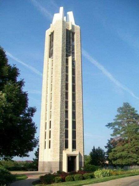 WORLD WAR II MEMORIAL CAMPANILE