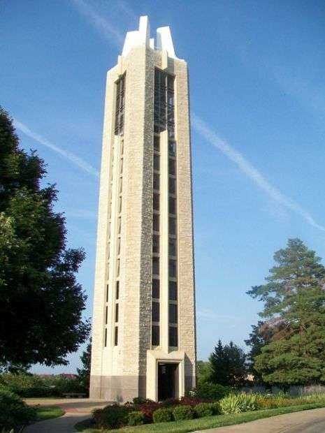 WORLD WAR II MEMORIAL CAMPANILE