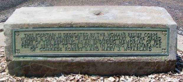 G.A.R. WAR MEMORIAL FOUNTAIN PLAQUE