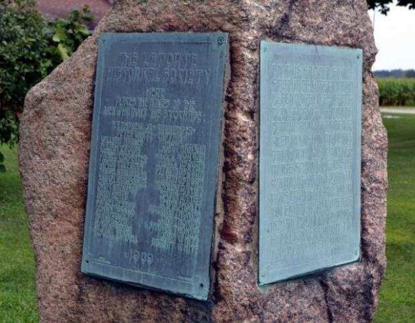 LA PORTE PRAIRIE STOCKADE MEMORIAL PLAQUES