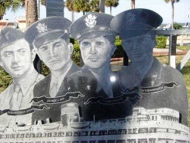 RIVERSIDE PARK FOUR CHAPLAINS WAR MEMORIAL