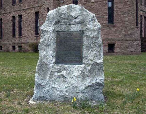 202ND REGIMENT NEW YORK MEMORIAL