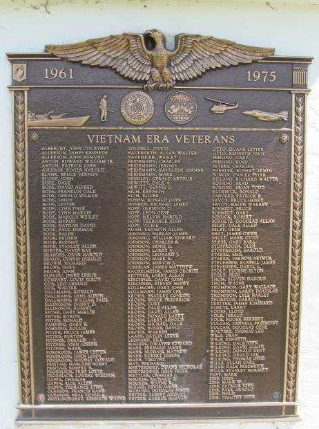 NICOLLET WAR VETERANS MEMORIAL FLAGPOLE PLAQUE D