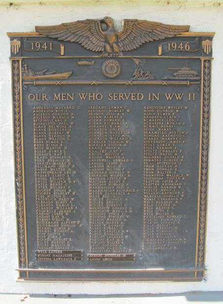 NICOLLET WAR VETERANS MEMORIAL FLAGPOLE PLAQUE B