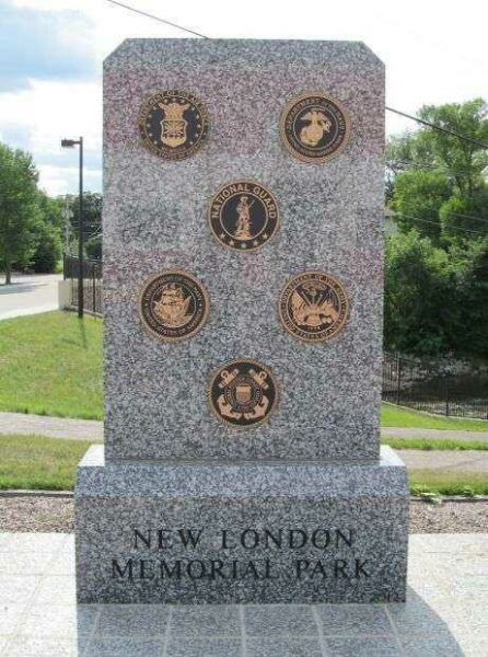 NEW LONDON MEMORIAL PARK ENTRANCE STONE