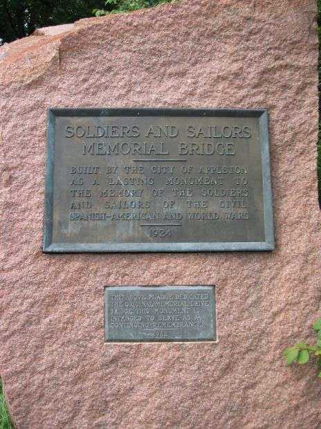 APPLETON’S SOLDIERS AND SAILORS MEMORIAL BRIDGE PLAQUE