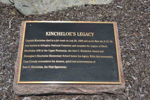 CAPTAIN KINCHELOE MEMORIAL PLAQUE D