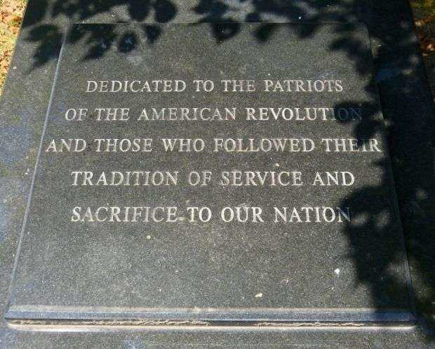 RIVERDALE PARK ETERNAL TRIBUTE MEMORIAL PLAQUE B