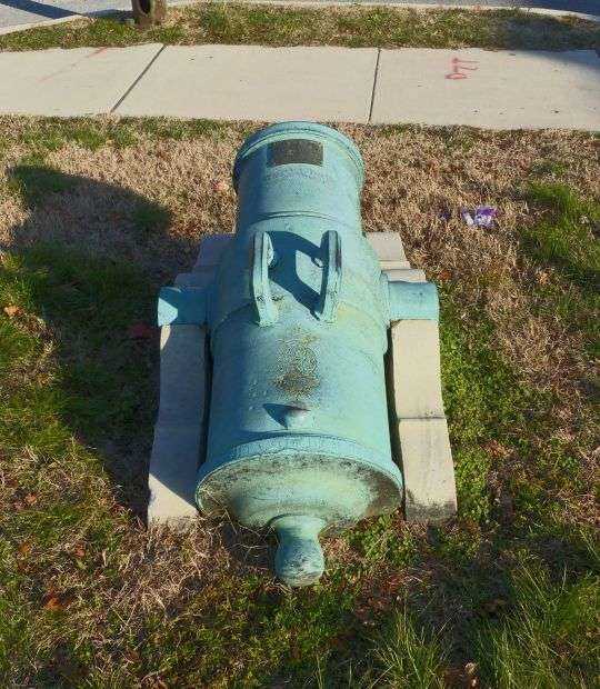 RECINOSO SPANISH MORTAR WAR MEMORIAL