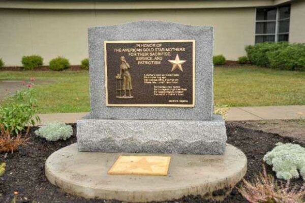 CHEEKTOWAGA GOLD STAR MOTHERS MEMORIAL