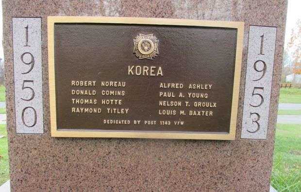 MASSENA WAR VETERANS MEMORIAL PLAQUE B