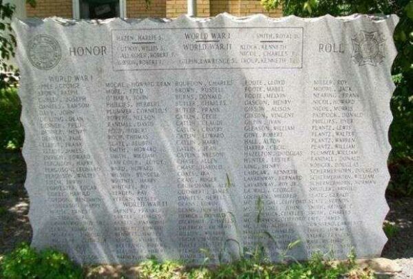 HAMMOND WORLD WAR I AND WORLD WAR II MEMORIAL
