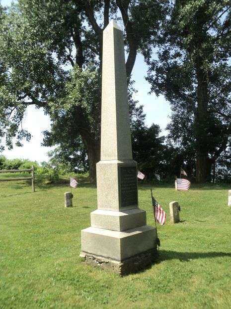 TWELVE UNKNOWN REVOLUTIONARY SOLDIERS WAR MEMORIAL