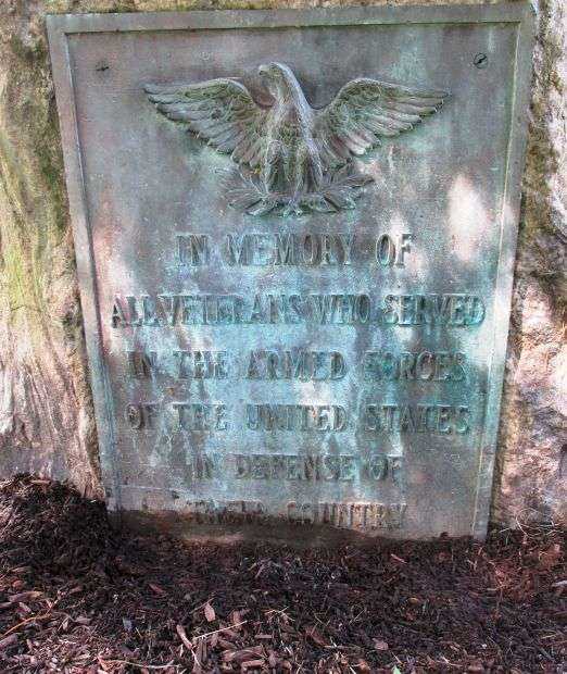 LOCKPORT WAR VETERANS MEMORIAL PLAQUE