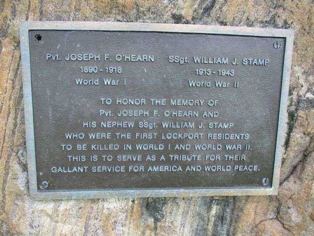 FIRST LOCKPORT RESIDENTS KILLED IN WORLD WAR I AND WORLD WAR II MEMORIAL PLAQUE