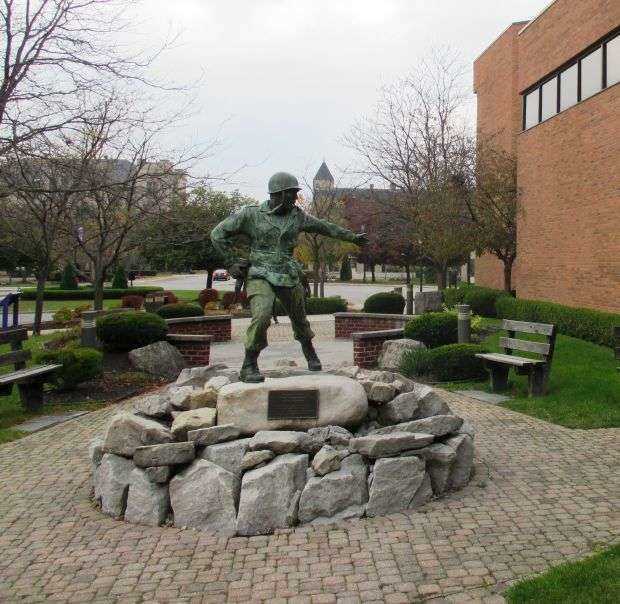 FOR GOD AND COUNTRY NIAGARA UNIVERSITY VETERANS’ MEMORIAL STATUE